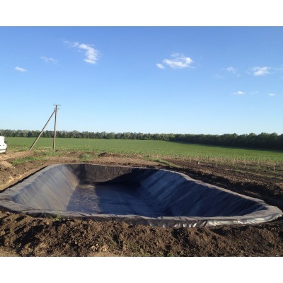 Монтаж плівки ПВХ для ставків і водойм