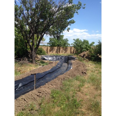 Монтаж плівки ПВХ для ставків і водойм