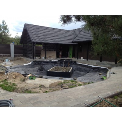 Монтаж плівки ПВХ для ставків і водойм